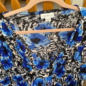 Blu black white and tan work blouse